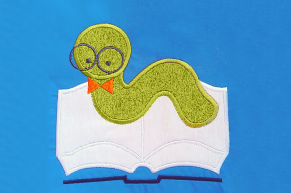 Nerdy Bookworm Applique Review for Craft Fair Success